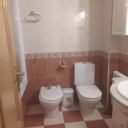 Vivienda Centrica En Navas