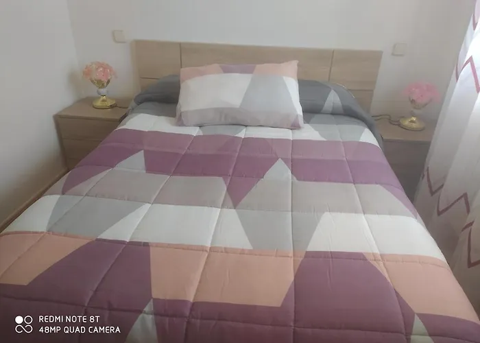 Vivienda Centrica En Navas * 라스 나바스 델 마르케스