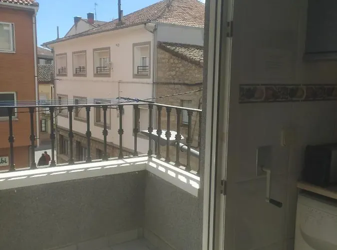 Vivienda Centrica En Navas *
